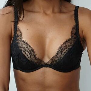Incanto Italy Elegant Black Lace Bra